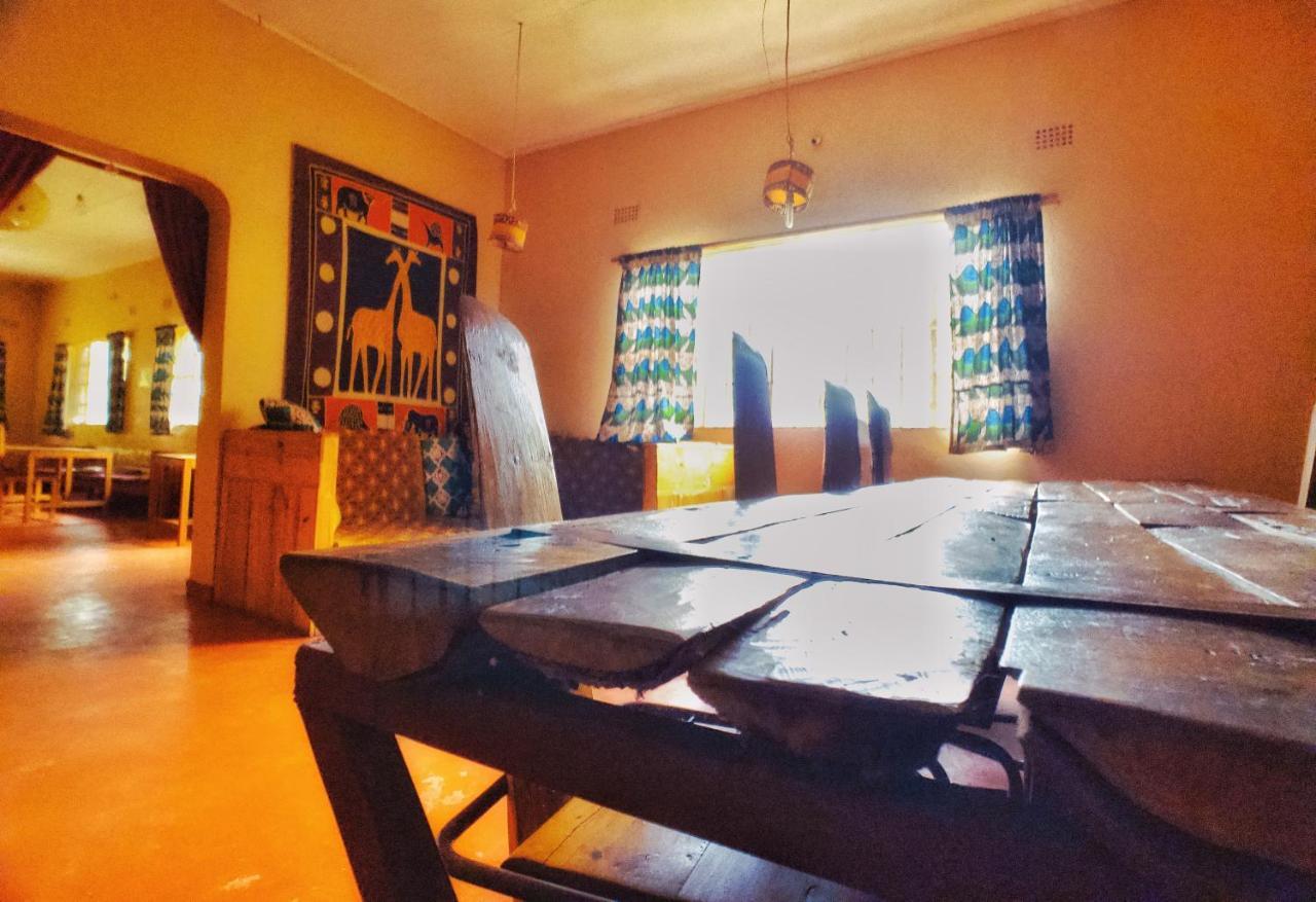 Blend Lodge And Kitchen - Pakachere Зомба Экстерьер фото