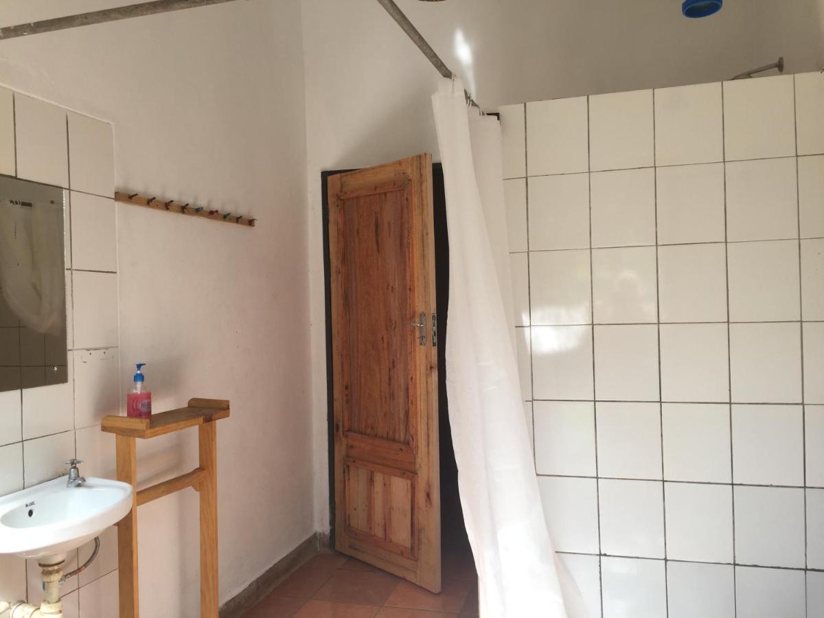 Blend Lodge And Kitchen - Pakachere Зомба Экстерьер фото