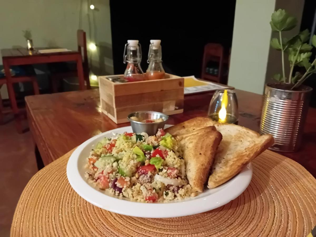 Blend Lodge And Kitchen - Pakachere Зомба Экстерьер фото
